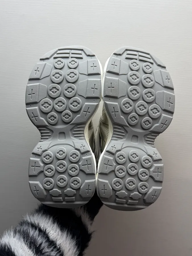 White Gold GG CC Stilettos