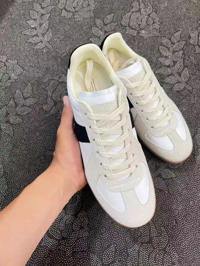 Maison Margiela Replica Low Top Derbies White, Yellow, Black