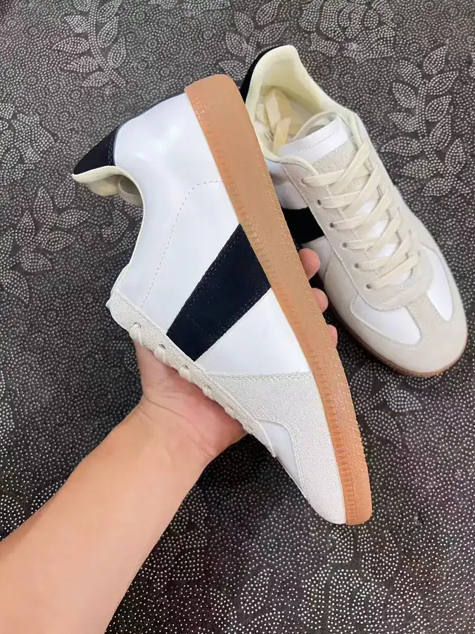 Maison Margiela Replica Low Top Derbies White, Yellow, Black