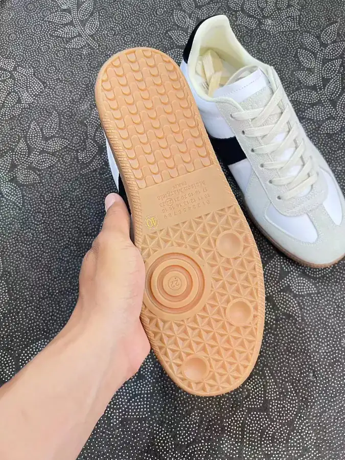 Maison Margiela Replica Low Top Derbies White, Yellow, Black