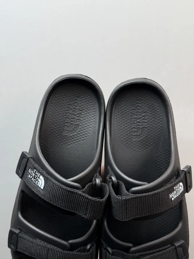 THE NORTH Face Black Sandals