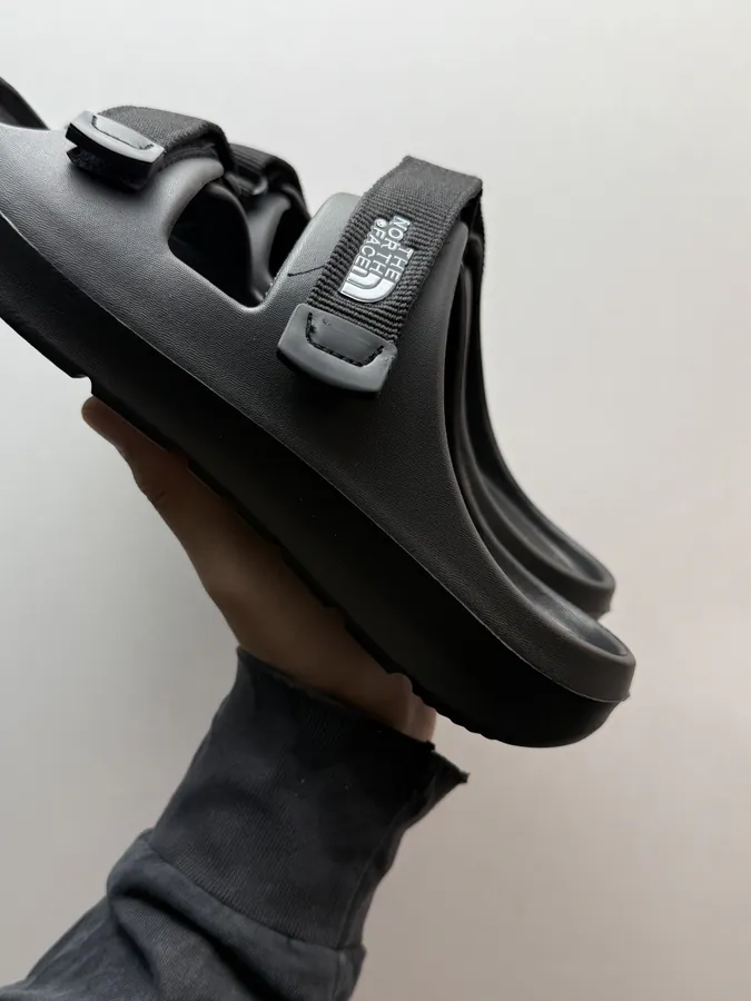 THE NORTH Face Black Sandals