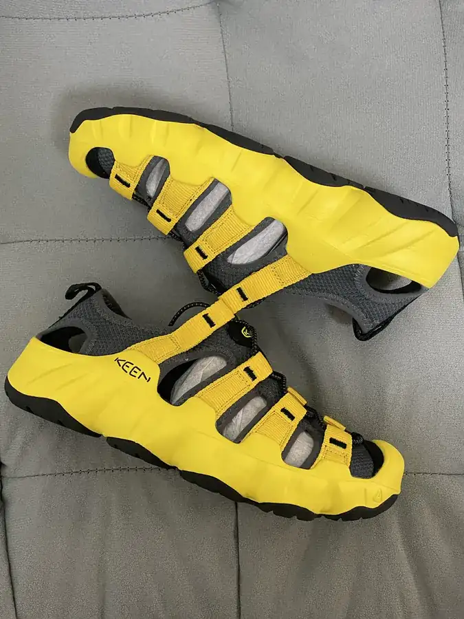 KEEN Hyperport H2 Comfortable and Durable Hiking Shoes for Men