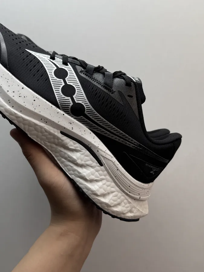 Saucony Endorphin Speed 4 Black