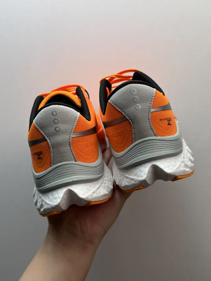 Saucony Endorphin Speed 4 Orange