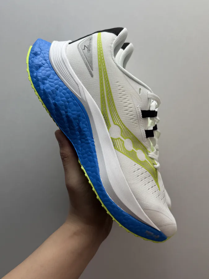 Saucony Endorphin Speed 4 White and Green