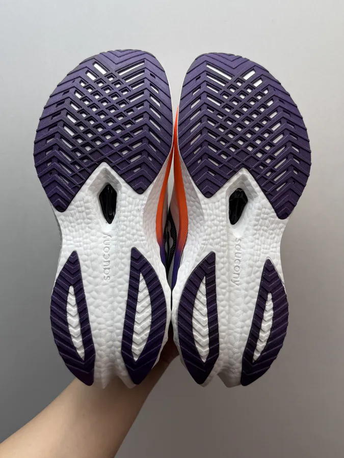 Saucony Endorphin Speed 4 White Orange