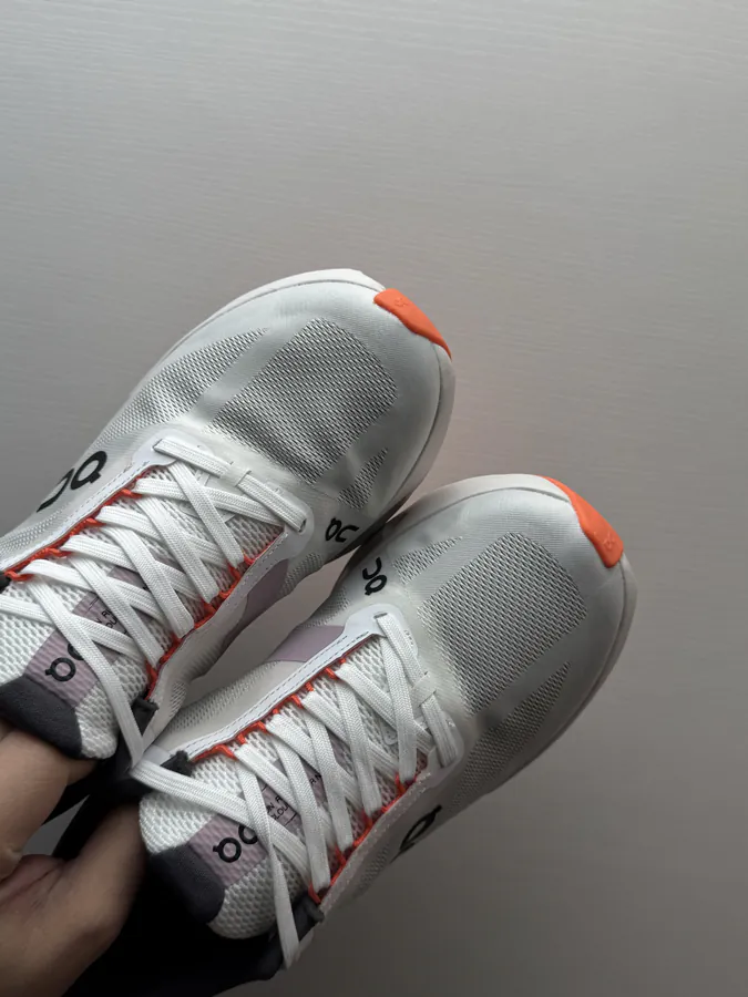 On Cloudsurfer Next White
