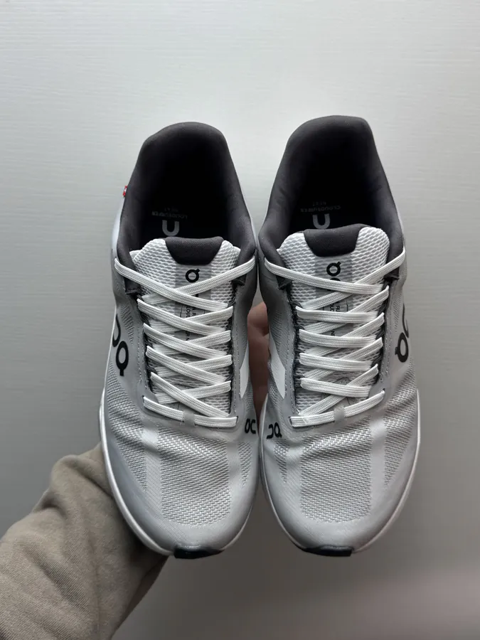 On Cloudsurfer Next White