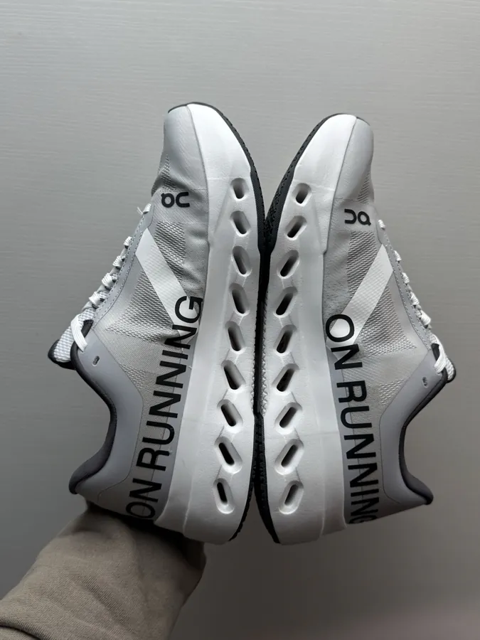 On Cloudsurfer Next White