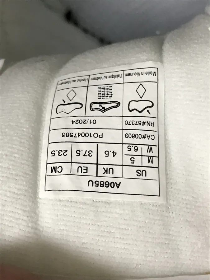 Alo Yoga Gravel White Sneaker