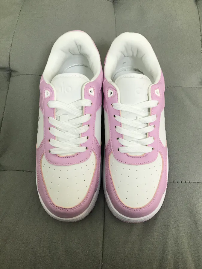 Alo Yoga Pink and White Color