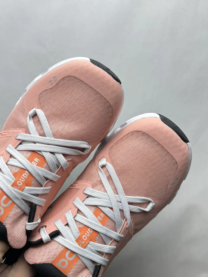 On Cloudflyer 4 Pink