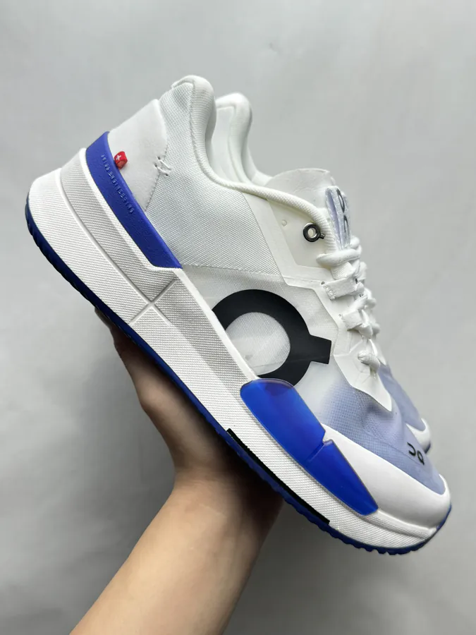 On Running THE ROGER Pro 2 White Blue