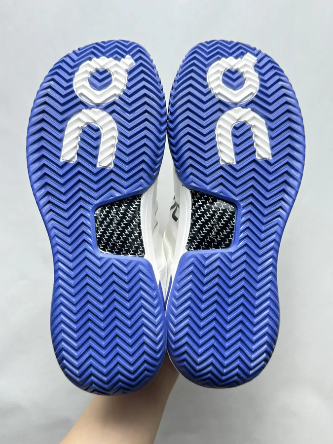 On Running THE ROGER Pro 2 White Blue