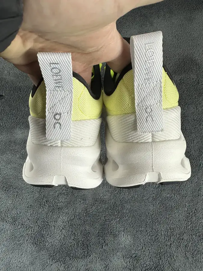 On Running Casual Shoes