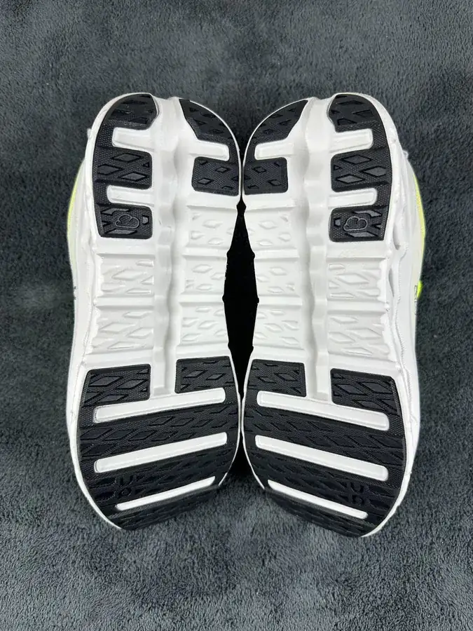 On Running Casual Shoes