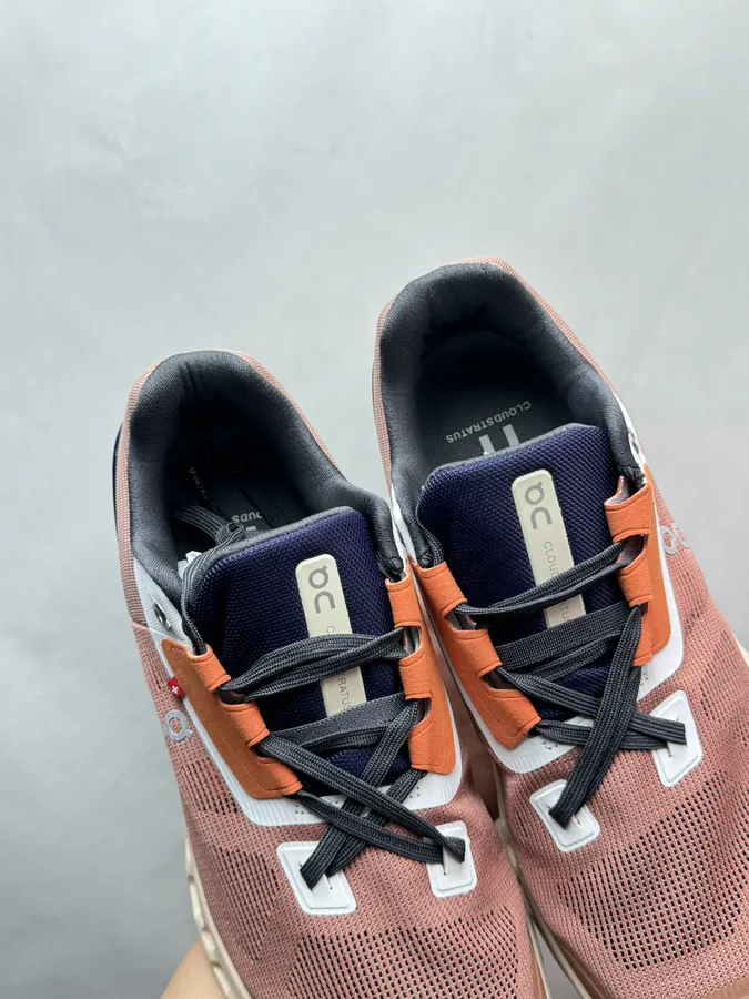 On Cloudstratus Orange