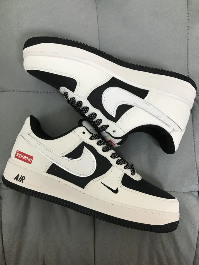 Supreme Air Force 1 Custom White Black Color