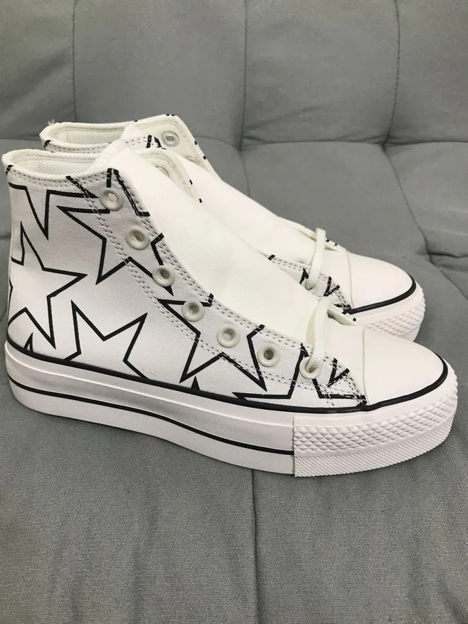 Customized White and Black Star Pattern Converse 1970s