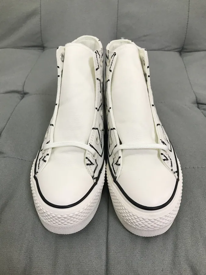 Customized White and Black Star Pattern Converse 1970s
