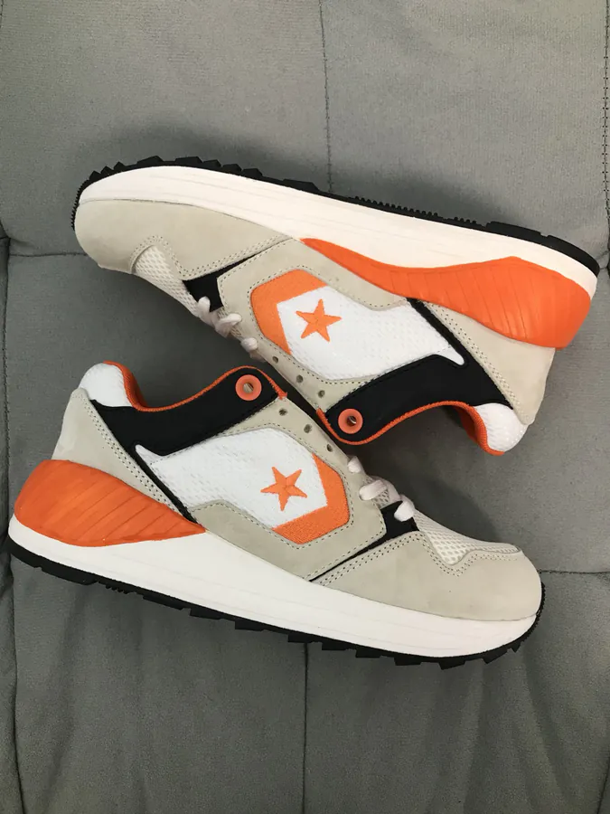 Converse WAVE TRAINER OX Low Top Casual Sneakers