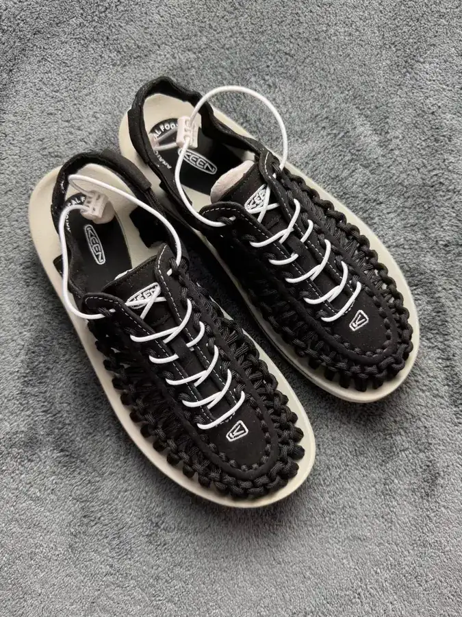 Shoes Visual Reference Sample
