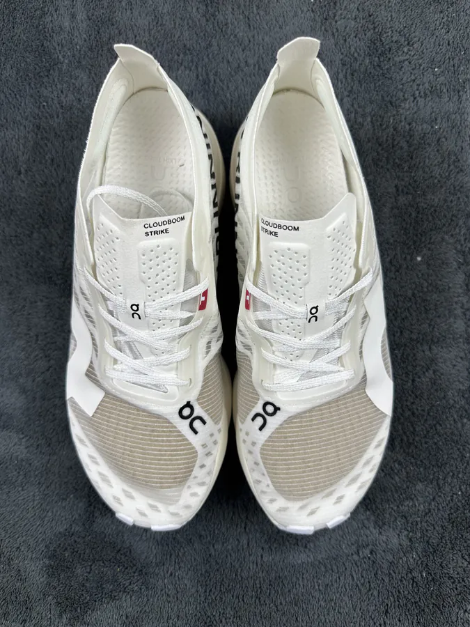 On Cloudboom Strike Running Shoes Authentic Overseas Version
