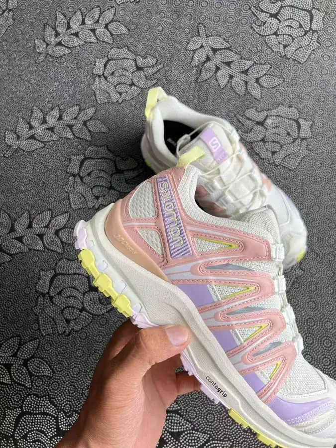 XA Pro 3D Urban Outdoor Sneaker in Vanilla Color