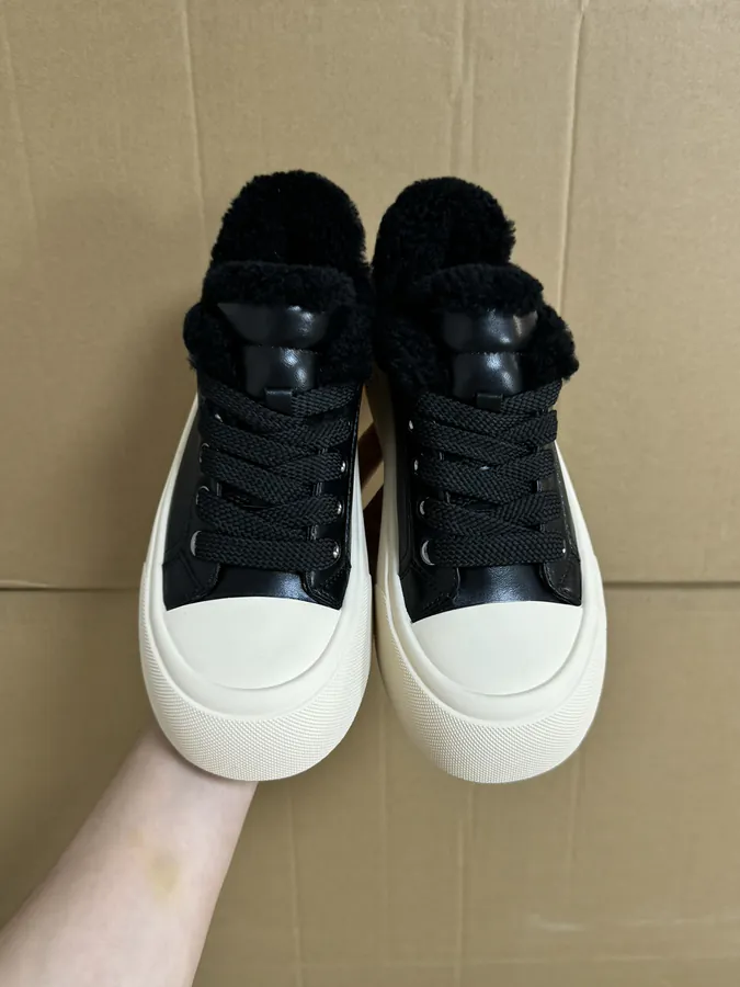 GG CC Premium Sheepskin Faux Fur Thick Sole Sneaker