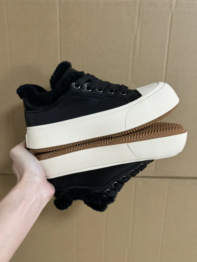 GG CC Premium Sheepskin Faux Fur Thick Sole Sneaker
