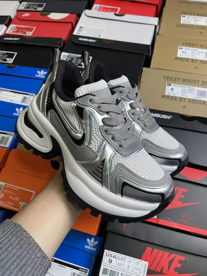 GG CC Comfortable Casual Sneaker with Heel