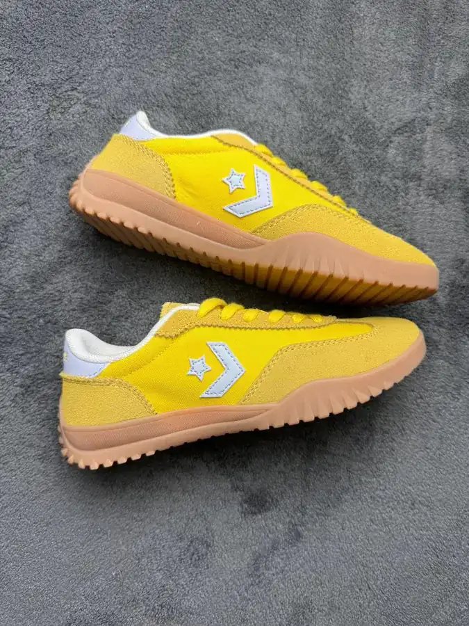 Converse Run Star Trainer Lifestyle Sneaker