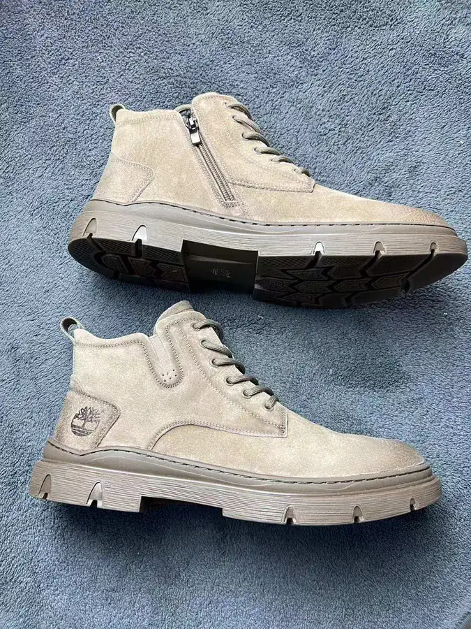 Toboggan Boots by Channel