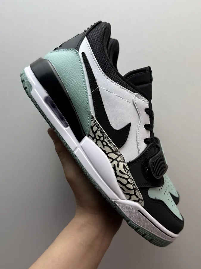 Legacy 312 LOW White, Black, Green