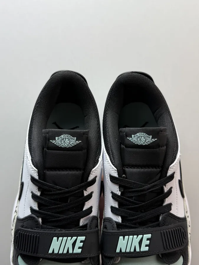 Legacy 312 LOW White, Black, Green