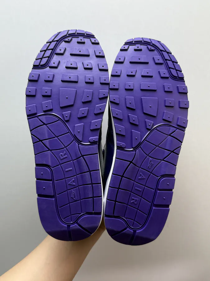 Supreme x Nike Air Max 1 87 Varsity Purple