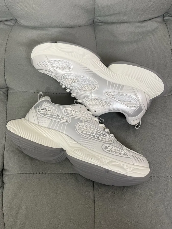 GG CC Comfortable Casual Low Top Sneaker for Women