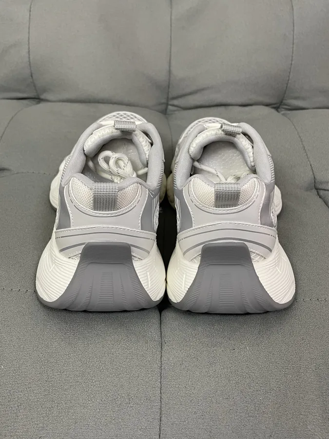 GG CC Comfortable Casual Low Top Sneaker for Women