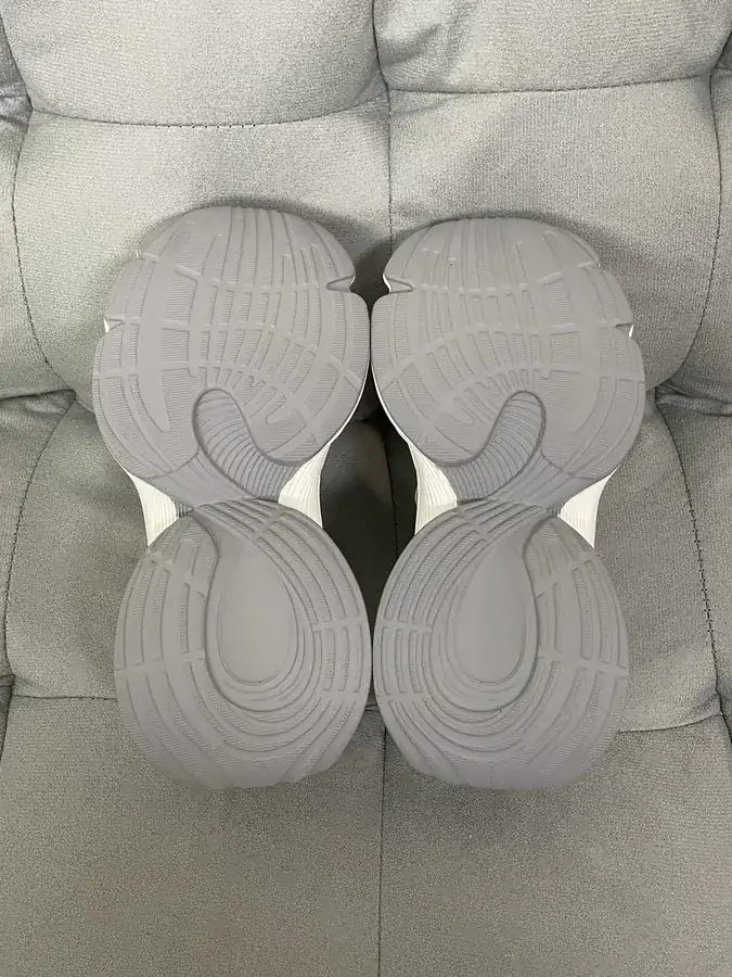 GG CC Comfortable Casual Low Top Sneaker for Women