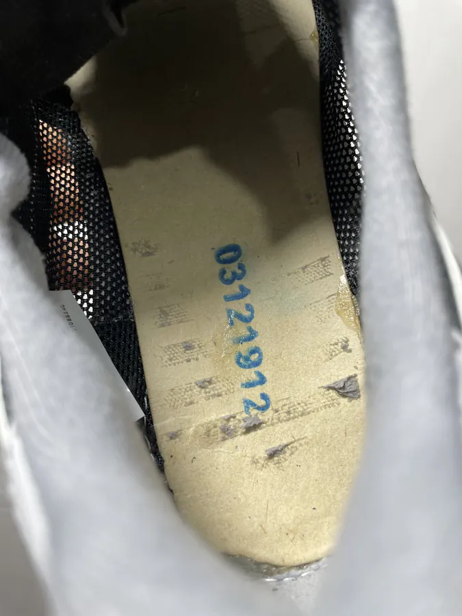 Sacai Four Color Special Edition