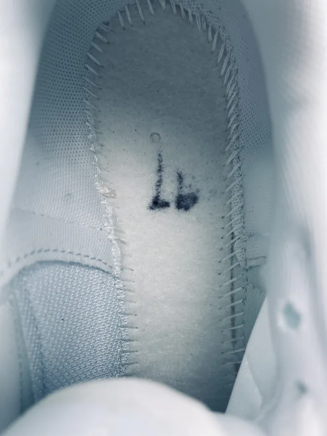 Sacai 3.0 Classic Cream
