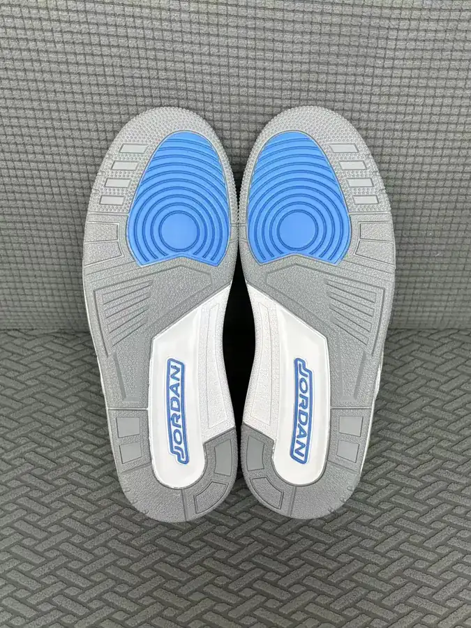 312 Low Top Sneaker with Dingdang Cat White Blue 23 Colorway