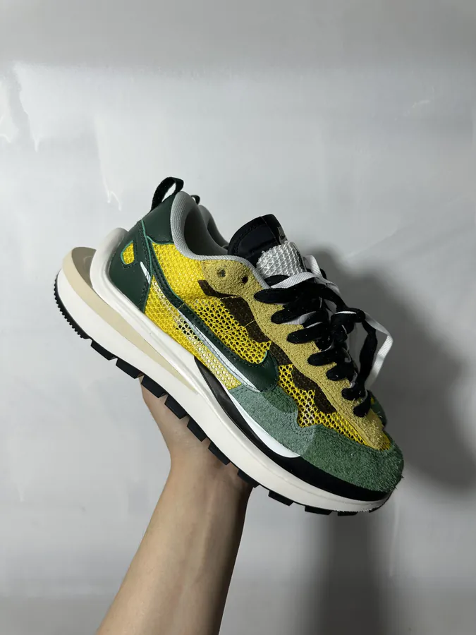 Sacai x Nike VaporWaffle Dark Iris