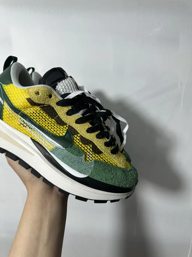 Sacai x Nike VaporWaffle Dark Iris