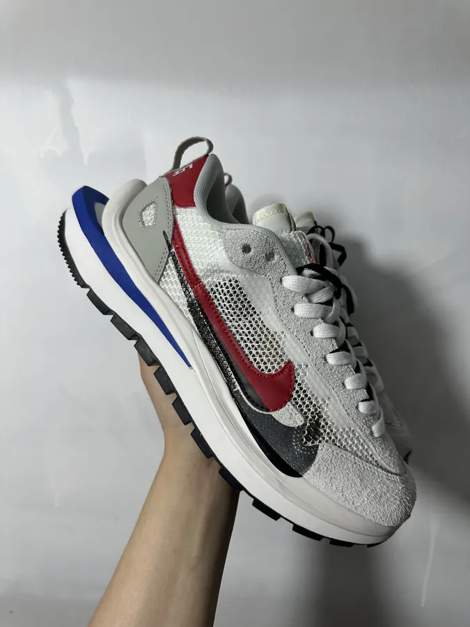 Sacai x Nike VaporWaffle Dark Iris
