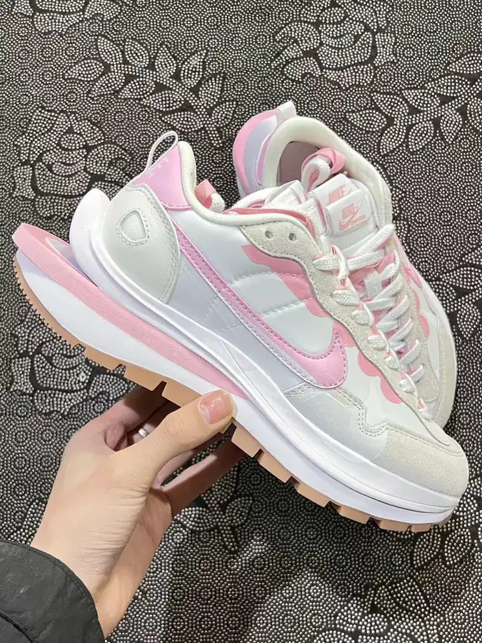 Sacai 3.0 White Pink