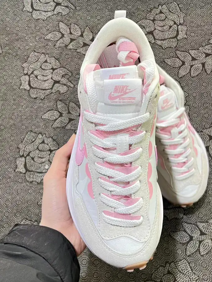 Sacai 3.0 White Pink