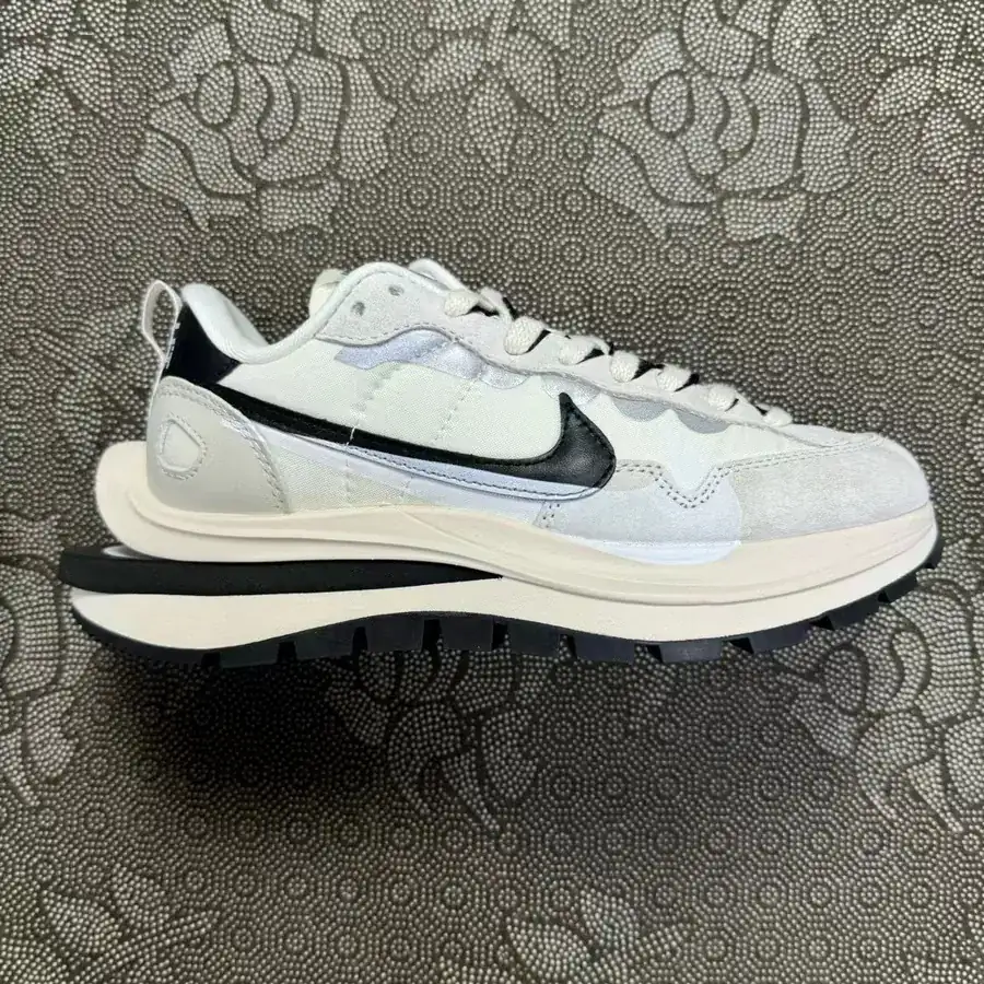 Sacai 3.0 10 New Colors 2024 Edition