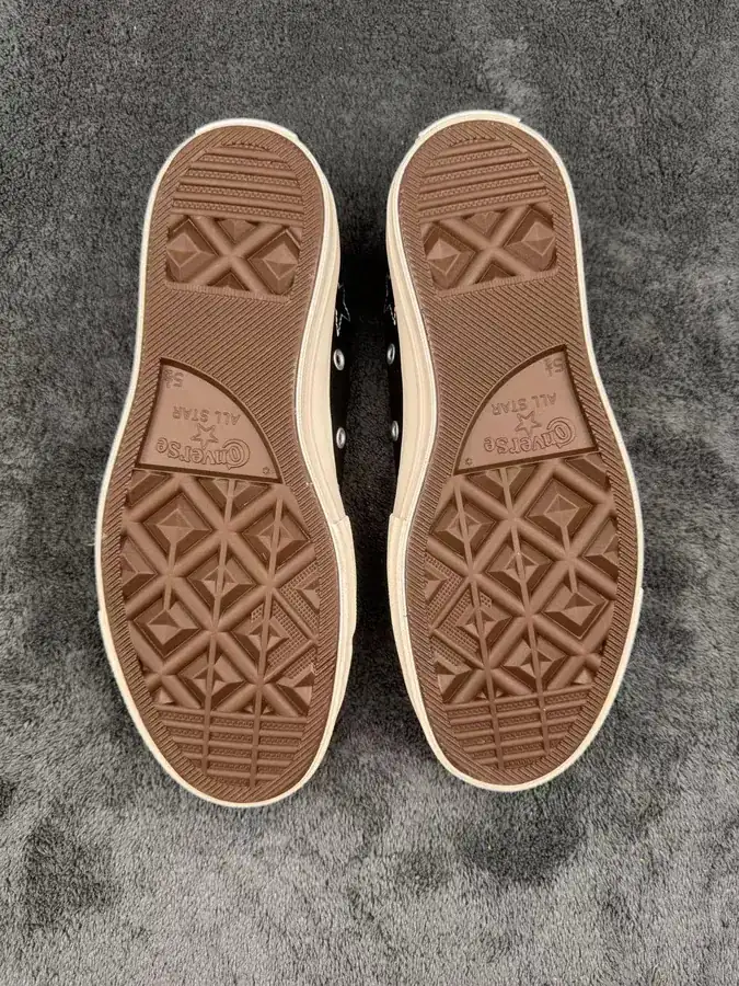 Converse Chuck 70 SNL Classic Low Top Canvas Sneaker for Men and Women